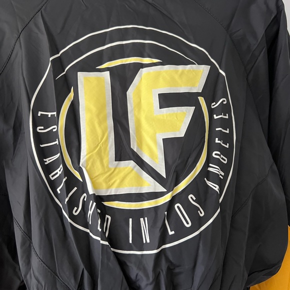 Cropped Windbreaker from LF - Picture 5 of 12